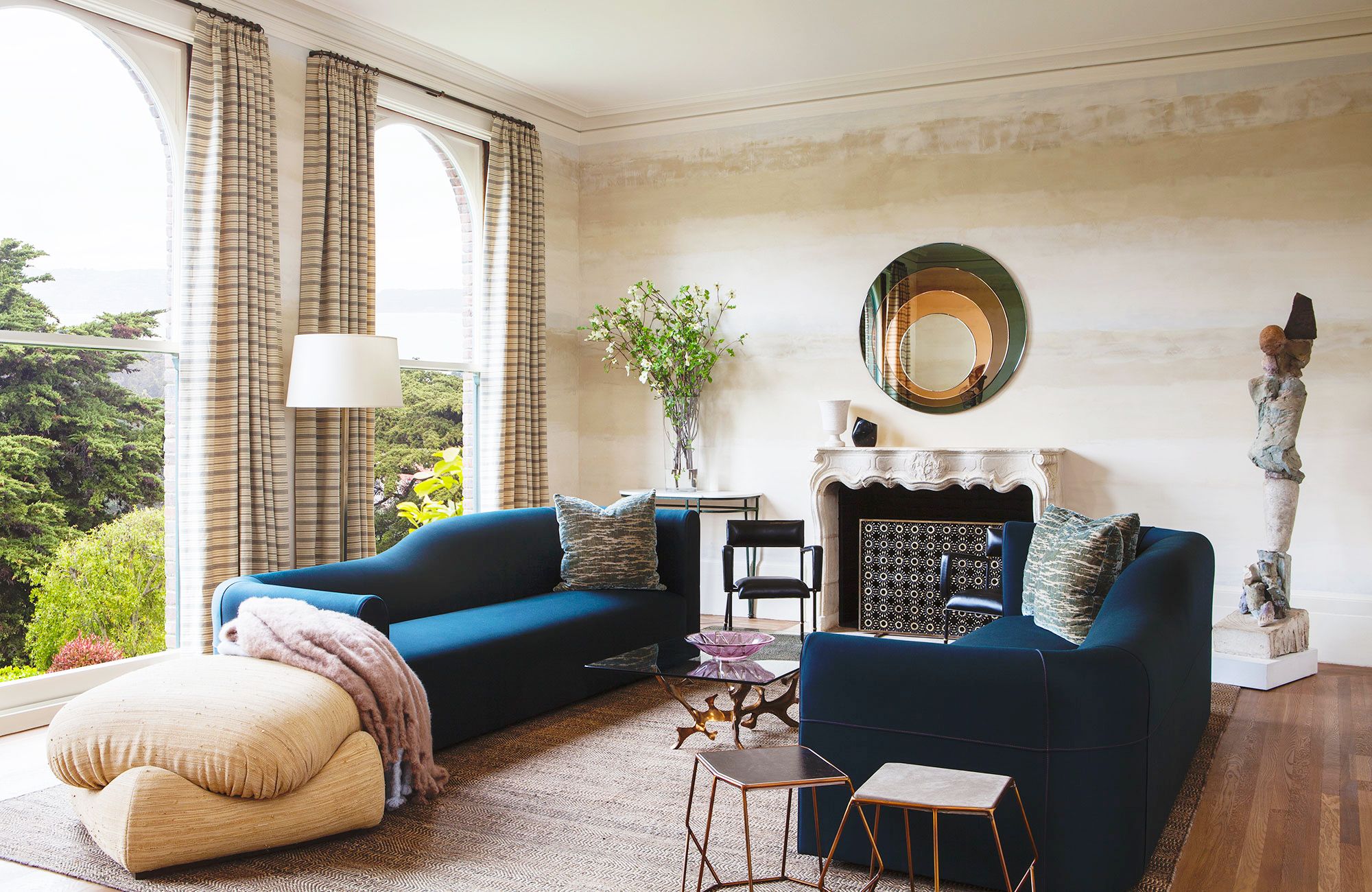 Chic Home Decorating Ideas for Your First Home