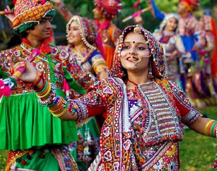 Look Stunning At Garba Night