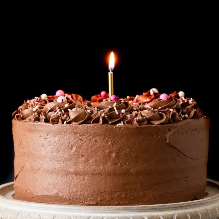 Important Reasons for Buying Cake Online Rather From a Local Bakery