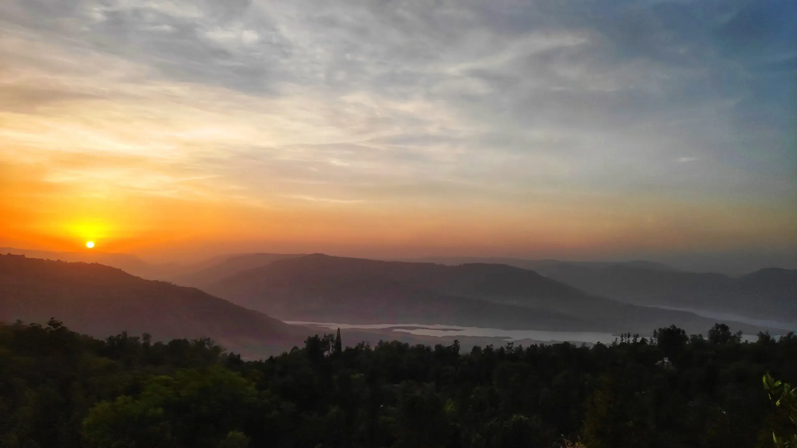 Escape to Mahabaleshwar: Your Guide to Picking the Ideal Time for Your Trip 