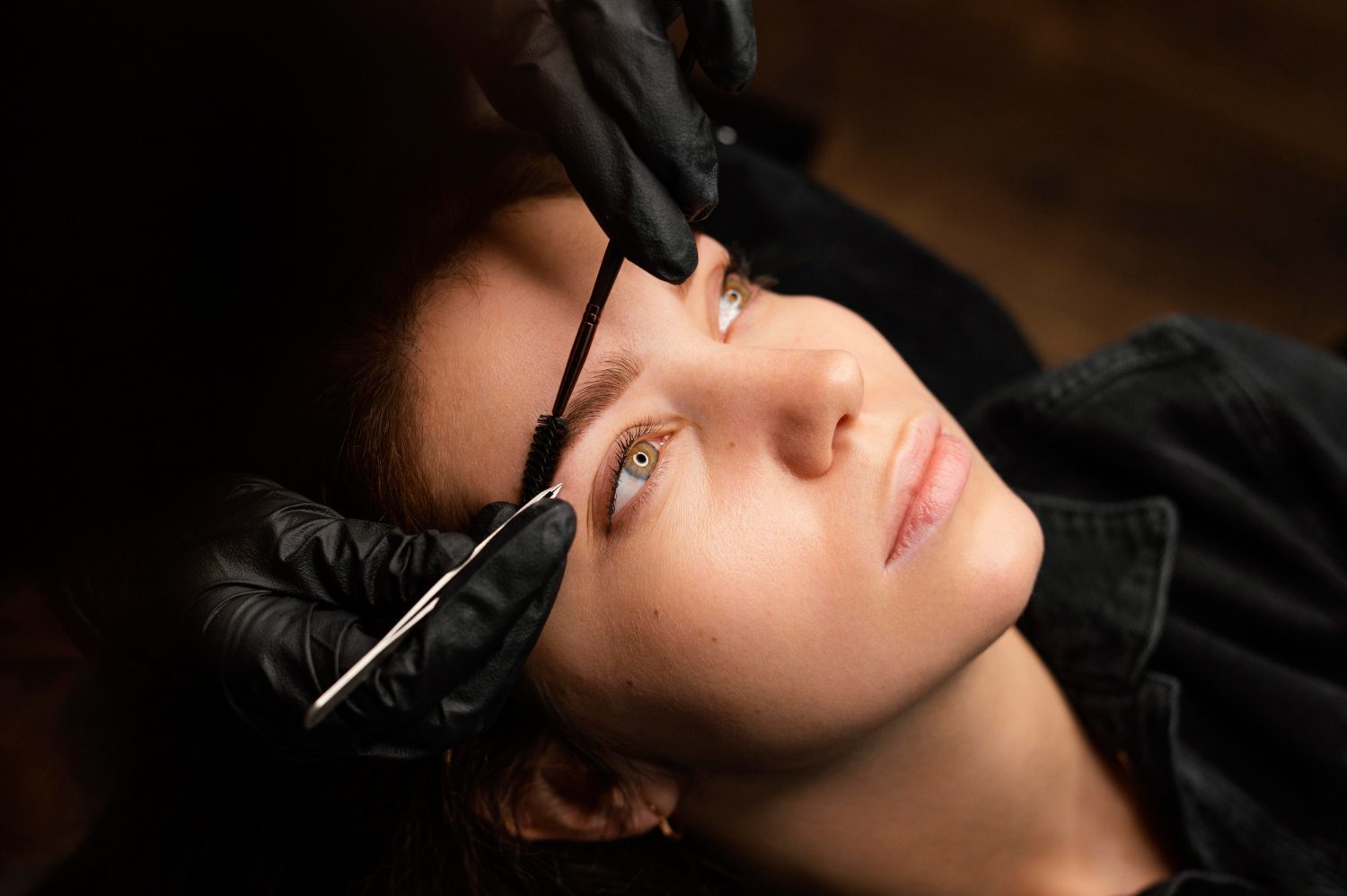 Everything You Should Know About Eyelash Tinting